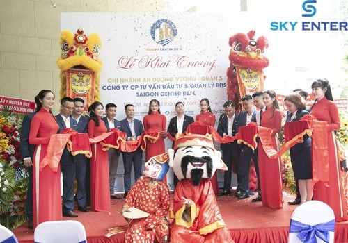 to-chuc-su-kien-le-khai-truong-cong-ty-bds
